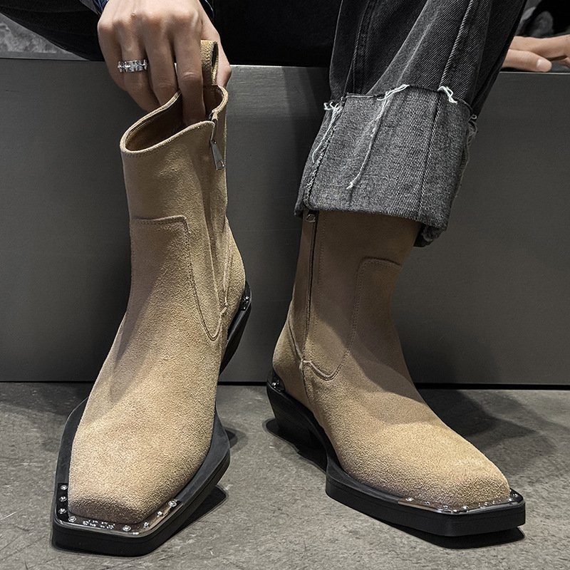Chelsea Boots Men - イングランドスタイルメンズカジュアルパーティーナイトクラブカウスエードレザーブーツスクエアトゥデザイナーシューズカウボーイプラットフォームブーツチェルシーブーツ