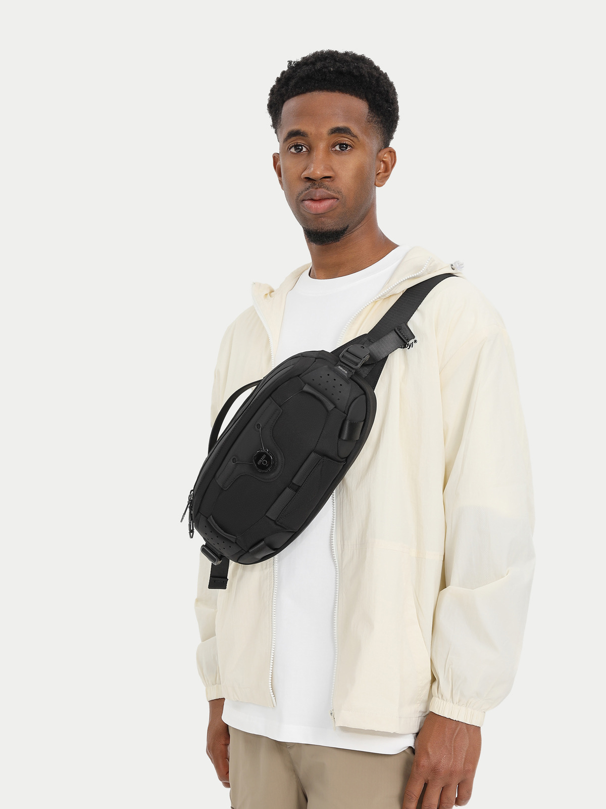 OZUKO 多機能チェストバッグ男性用タクティカルテックウェ - Men'S Fashion Bag のレビューと価格